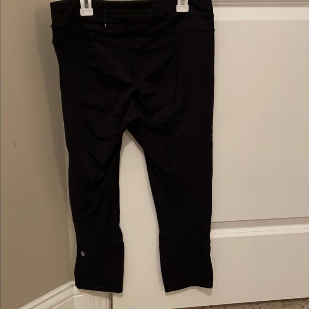 Lululemon Crops - Picture 2 of 6